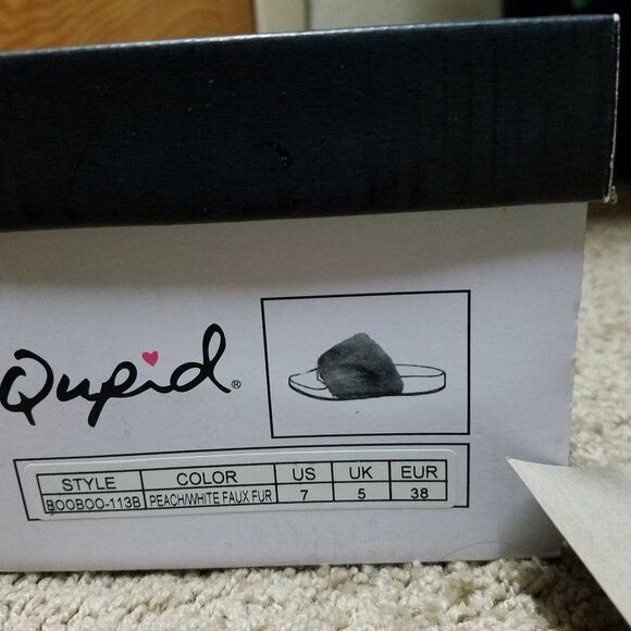 Tie-Dye Slide-Ons - Picture 4 of 4